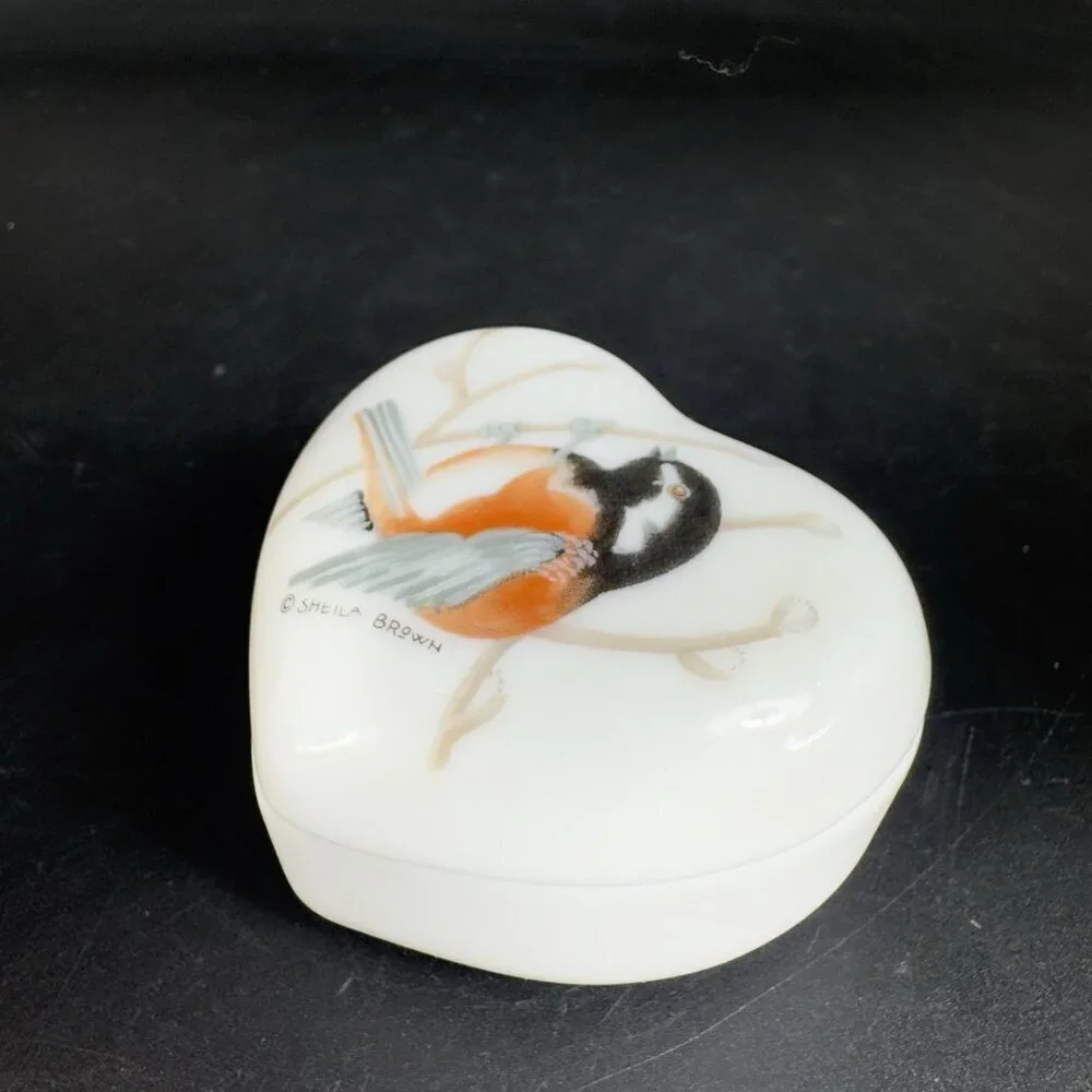Vintage Otagiri Chickadee Heart Shaped Bird‎ Trinket Box Sheila Brown Container